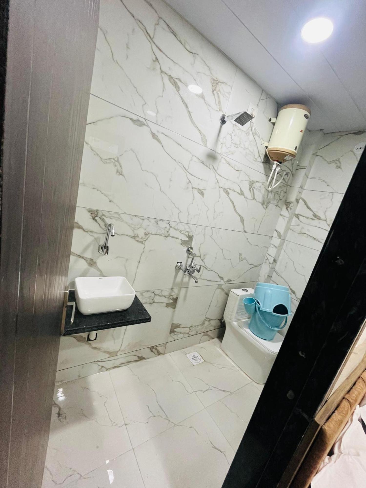 Hotel Sk Tower Ujjain Eksteriør billede