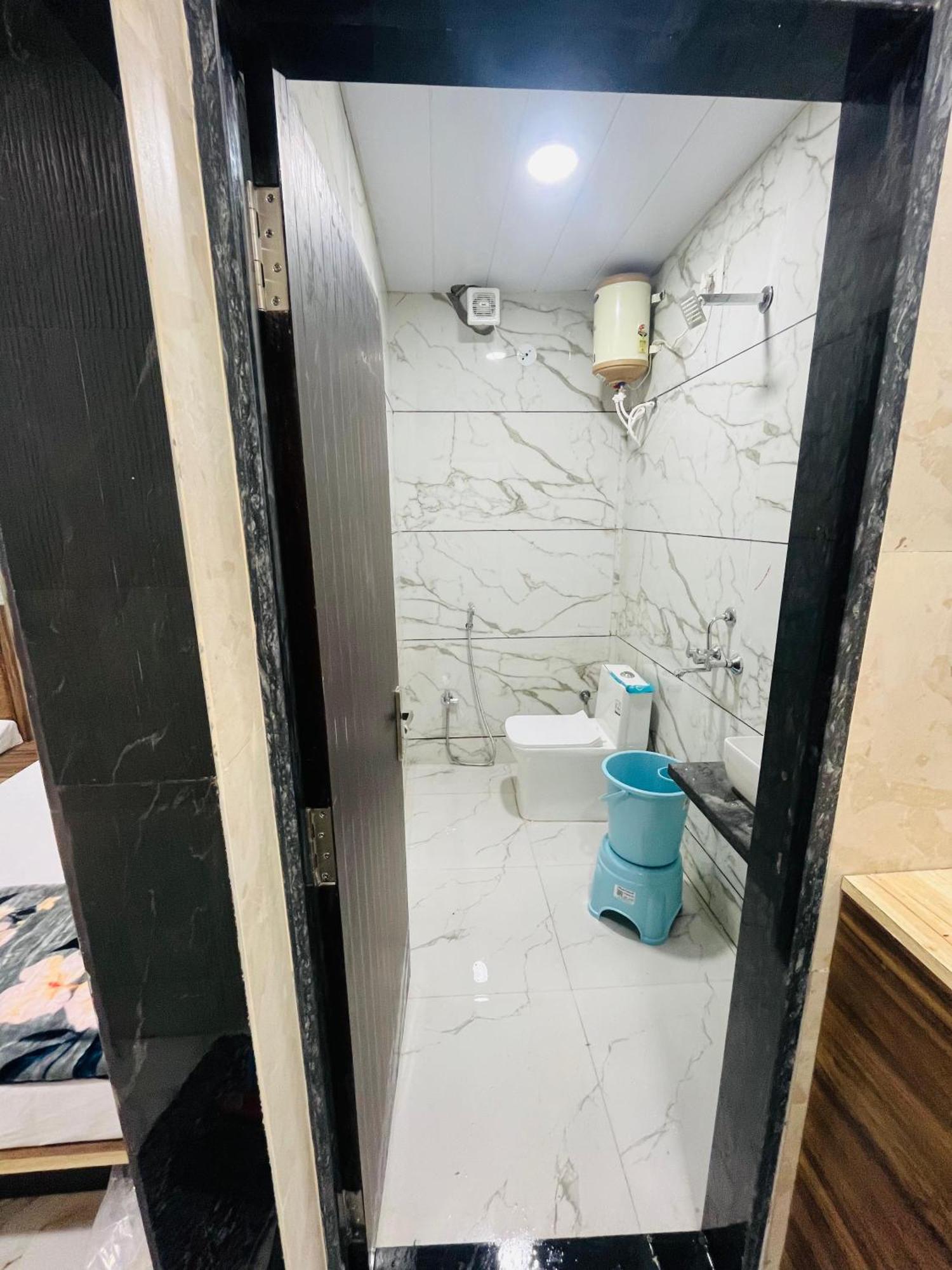 Hotel Sk Tower Ujjain Eksteriør billede